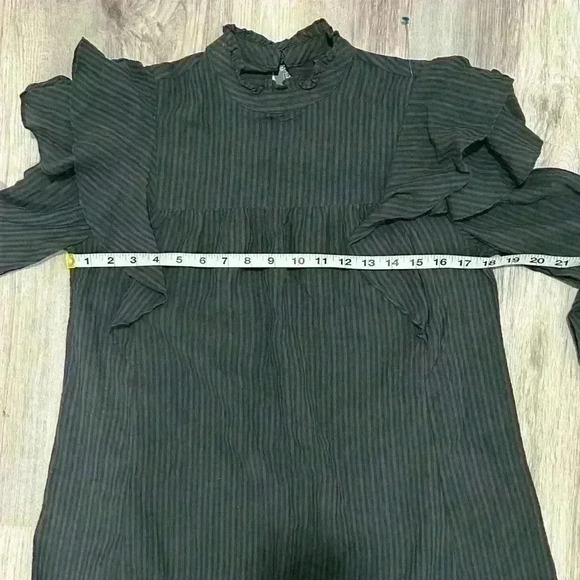 NWT Wild Fable Women’s Mini Dress Long Sleeve Ruffle Mock Neck Gray Size XS - Picture 5 of 6